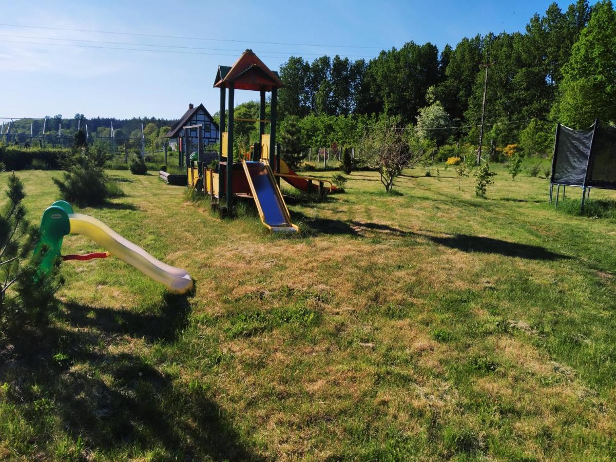 Podroze Checz Villa Charbrowo Exteriör bild